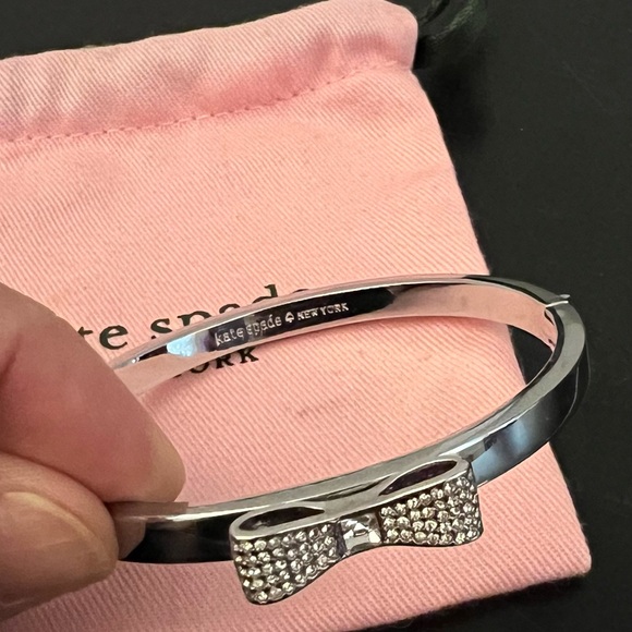Kate Spade ♠️ Pave Silver Bow Set - Picture 2 of 6